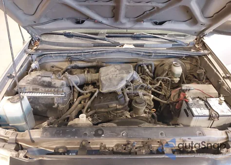 2008 Toyota Tacoma из США, поврежденный, VIN 5TENX22N68Z495080